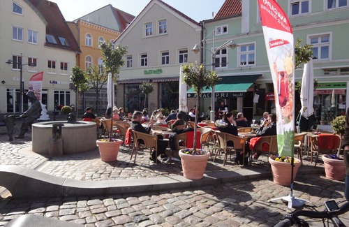 Ueckermuende Apartment | Apartment "Krabbe" - newly renovated apartment for up to 4 people. in the middle of the marina