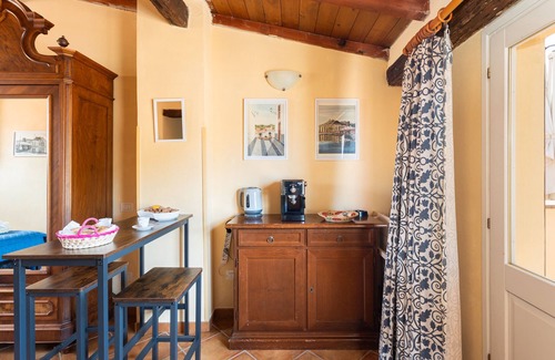 Bosa Historic Centre Apartment | Apartment 'L'attico Sul Fiume' with Private Terrace, Wi-Fi and Air Conditioning