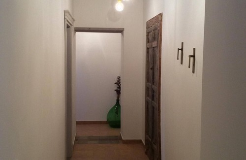 Motta Camastra Apartment | Apartment 'La Casa Della Nonna' with Mountain View, Private Terrace and Air Conditioning