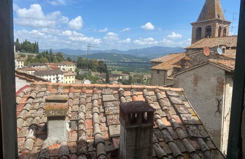 Anghiari Apartment | Apartment 'La Casa Degli Esposti' with Wi-Fi