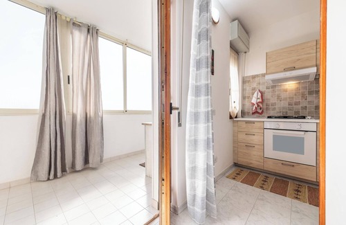 Selargius Apartment | Apartment 'La Casa del Sole' close to the Sea with Balcony & Wi-Fi