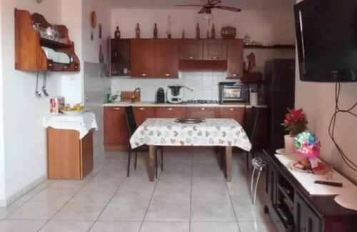 Porto Torres Apartment | Apartment 'La Casa Dello Zio Tom' with Balcony, Wi-Fi and Air Conditioning