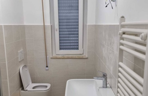 Spotorno Apartment | Apartment 'La Casetta Di Noi2' with Balcony