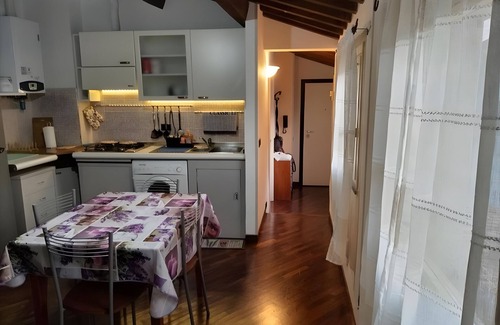Livorno Apartment | Apartment 'La Piccola Venezia' with Wi-Fi