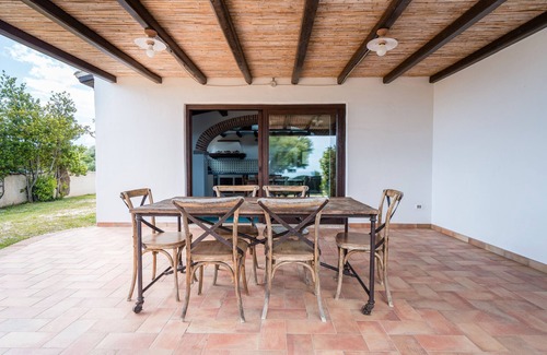 Orosei Apartment | Apartment 'La Vela B' with Sea View, Wi-Fi and Air Conditioning