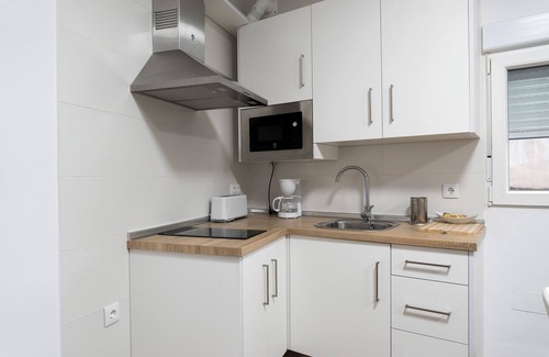 Andujar Apartment | Apartment 'La Victoria A 2 Hab' with Private Terrace, Wi-Fi and Air Conditioning