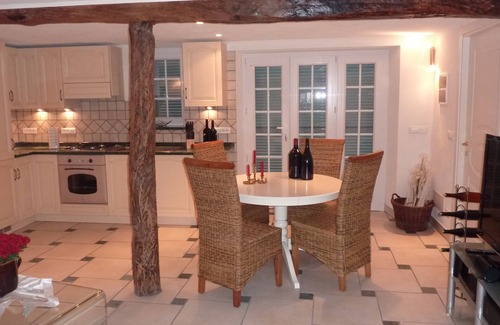 Capitolo-Costa Apartment | Apartment 'La Vigna Im Landhaus Mit Pool' with Mountain View, Shared Pool and Wi-Fi