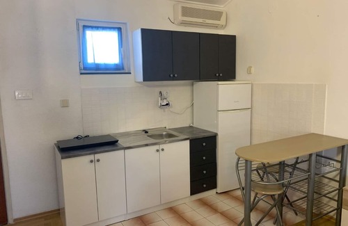 Muline Apartment | Apartment Lado - 230 m from sea: SA1(2+1) - Muline, Island Ugljan, Croatia