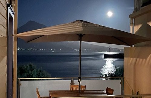 Horta Apartment | Apartment 'Ladomar Matriz' with Sea View, Private Terrace and Wi-Fi