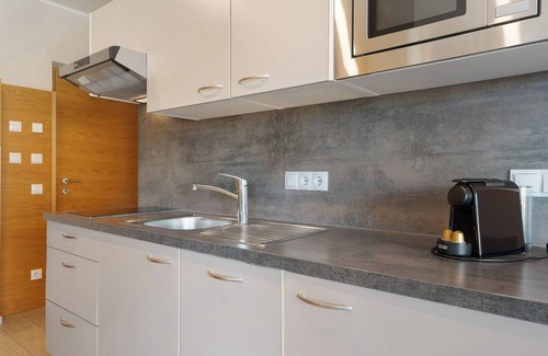St. Michael/San Michele Apartment | Apartment 'Landhaus Antonius Suite Marius' with Mountain View, garden and Air Conditioning