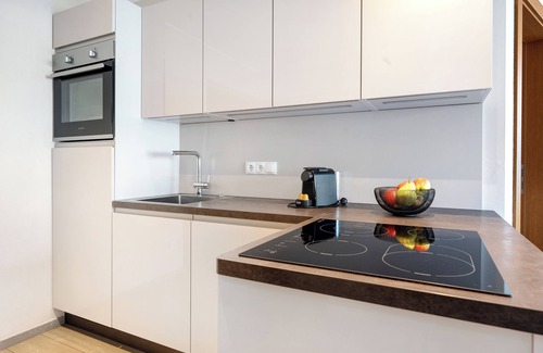 St. Michael/San Michele Apartment | Apartment 'Landhaus Antonius Suite Maximus' with Mountain View, garden and Air Conditioning