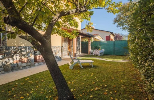 Marina di Massa Apartment | Apartment Lara by Interhome