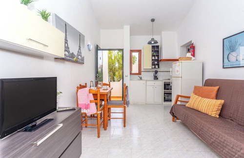 Son Xoriguer Apartment | Apartment 'Las Brisas 11' near the beach with shared pool