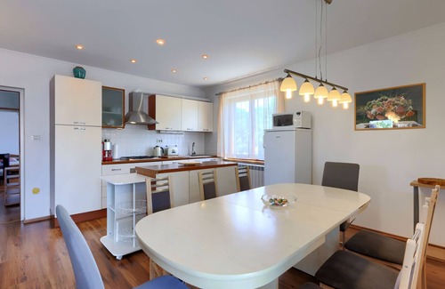 Kapelica Apartment | Apartment Laura by Interhome