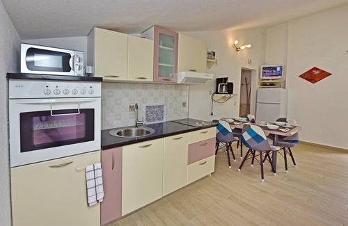 Nova Vas Apartment | Apartment Laura D with shared Pool