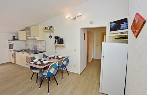 Nova Vas Apartment | Apartment Laura D with shared Pool