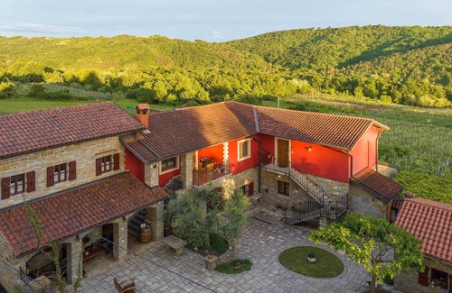 Koper Apartment | Apartment "Lavanda" in Tourist farm RED FAIRYTALE
