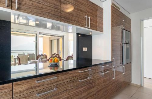 Montreux City Centre Apartment | Apartment Le Belvédère D1-4 by Interhome