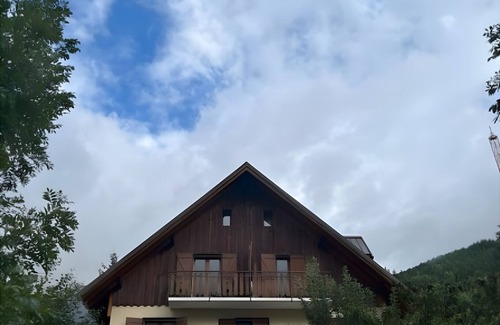 Valloire Apartment | Apartment 'Le Galibier' with Mountain View, Shared Garden and Wi-Fi