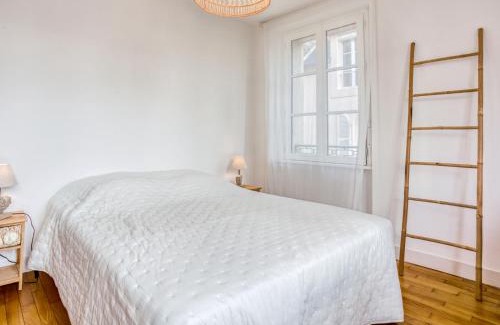 Dinard Apartment | Apartment Le Monceau by Interhome