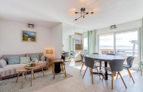 Cavaliere Apartment | Apartment Le Palazzo del Mar-11 by Interhome