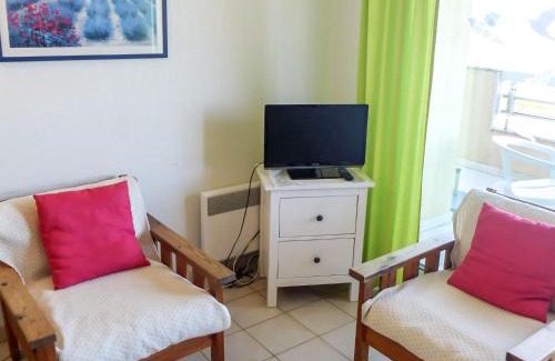 Cavaliere Apartment | Apartment Le Palazzo del Mar-5 by Interhome