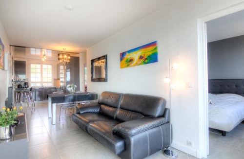 Trouville-sur-Mer Apartment | Apartment Le Parc Cordier-3 by Interhome