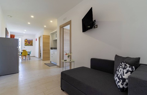 Galatone Apartment | Apartment 'Le Scuderie 7' with Shared Pool, Wi-Fi and Air Conditioning