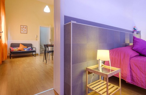Veglie Apartment | Apartment 'Leader' with Private Garden, Wi-Fi and Air Conditioning