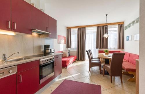 Stumm Apartment | Apartment Lechners Wohnwelt-3 by Interhome