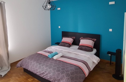 Plantieres Queuleu Apartment | Apartment legouest located a few steps from the Pompidou, the Muz of the metz station
