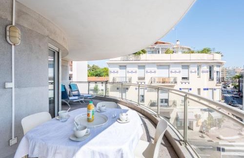 Cap-d'Antibes Apartment | Apartment Les allées du Cap-2 by Interhome