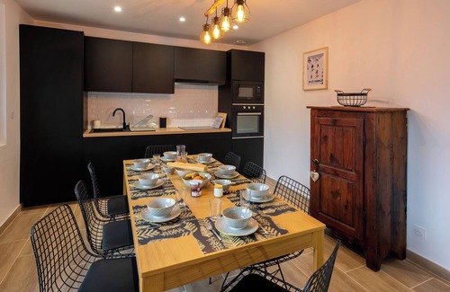 Ax-les-Thermes Apartment | Apartment 'Les Appartements De Clélia' with Mountain View, Private Terrace and Wi-Fi