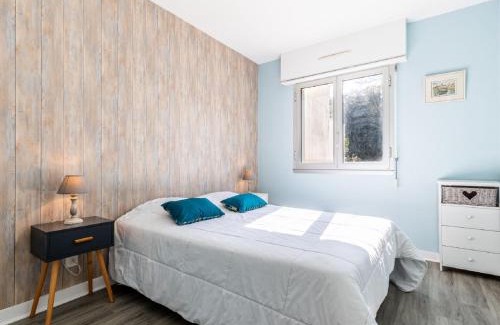 Saint-Palais-sur-Mer Apartment | Apartment Les Ecureuils by Interhome