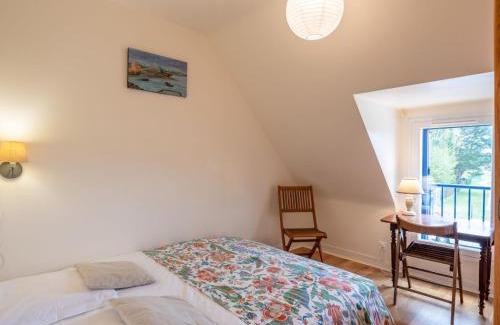 Saint-Philibert Apartment | Apartment Les Fleurs du Prado by Interhome