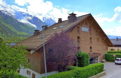 Chamonix City Centre Apartment | Apartment Les Pècles
