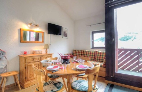 La Toussuire Apartment | Apartment Les Mousquetons in La Toussuire - 4 persons, 1 bedrooms