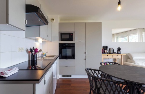 Trebeurden Apartment | Apartment 'Les Pieds Dans L'eau' with Sea View, Private Terrace, and Wi-Fi