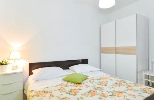 Mirce Apartment | Apartment Lila by Interhome