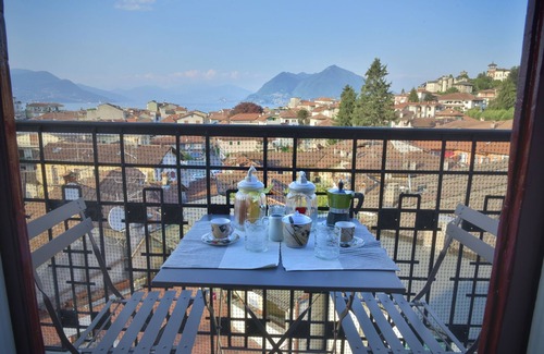 Stresa Apartment | Apartment Lilla, Stresa center, lake view