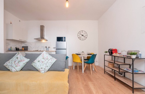 Lorient Apartment | Apartment 'Lorient T2, City Center, Train Station' with Wi-Fi - Breizh Key