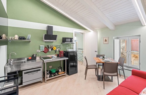 Ascea Apartment | Apartment 'Lucia' with Wi-Fi and Air Conditioning