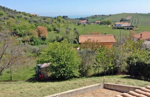 Tortoreto Apartment | Apartment Lucio in Tortoreto Lido - 6 persons, 3 bedrooms