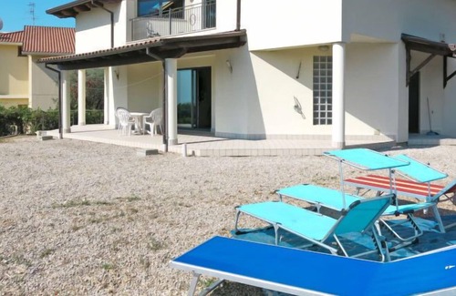 Tortoreto Apartment | Apartment Lucio in Tortoreto Lido - 6 persons, 3 bedrooms