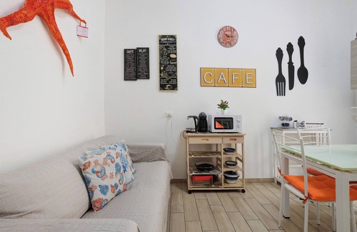 La Spezia Historic Centre Apartment | Apartment 'Ludy' with Balcony, Wi-Fi and Air Conditioning