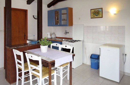 Vinjerac Apartment | Apartment Lukeni by Interhome