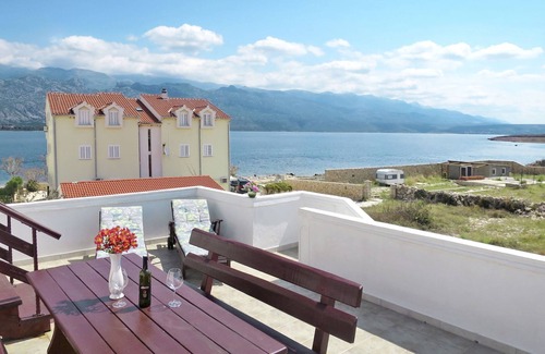 Vinjerac Apartment | Apartment Lukeni by Interhome