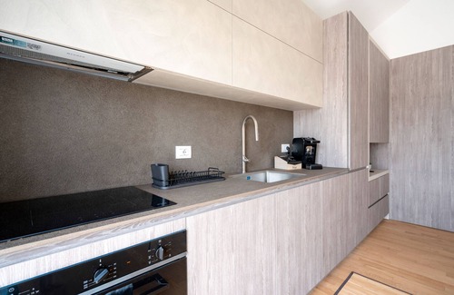 Municipio 1 Apartment | Apartment 'Luxury Home' with Balcony, Wi-Fi and Air Conditioning