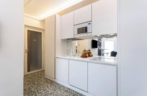 Lecco Apartment | Apartment "Mandello amorevole dimora in Lecco" with Air Conditioning