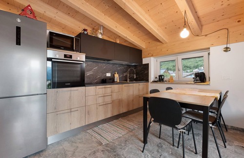 Prata Camportaccio Apartment | Apartment 'Mansarda' with Mountain View, Wi-Fi and Air Conditioning